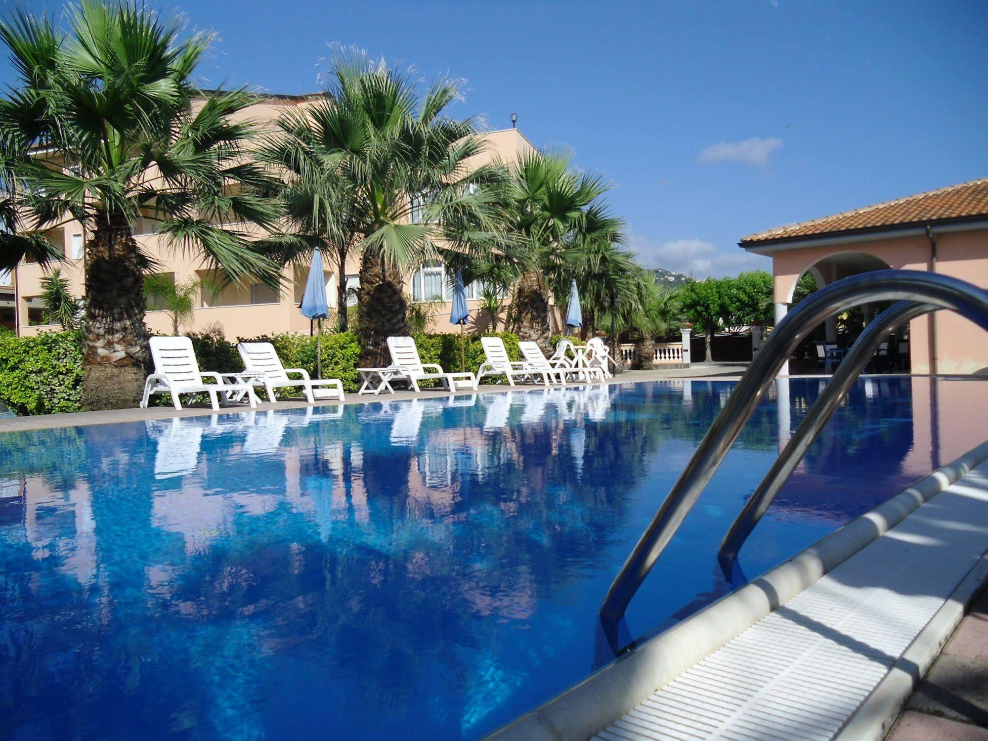 Villa Laura Residence Hotel Apartments & Studios Ascea Exteriör bild